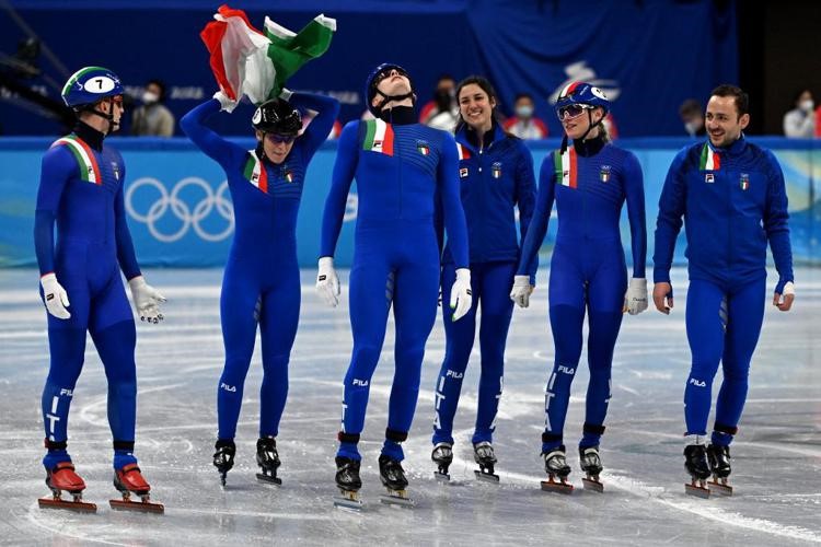 Olimpiadi-Andrea-Cassinelli-2-bandiera.jpg